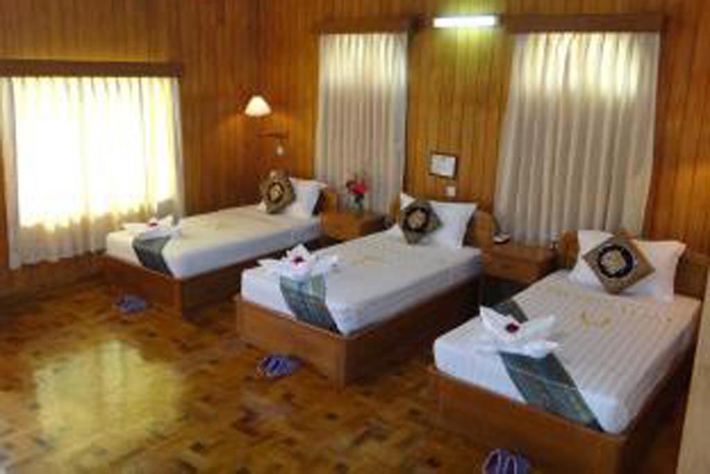 Hill Top Villa Hotel カロー 部屋 写真