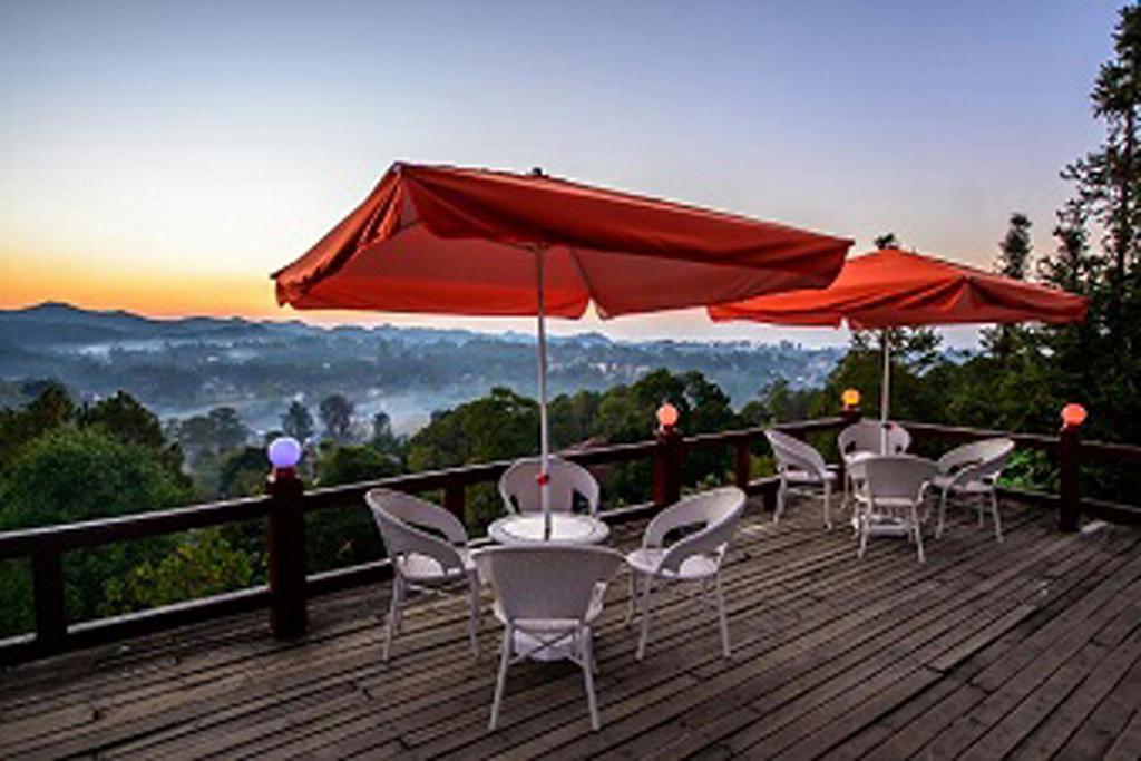 Hill Top Villa Hotel カロー エクステリア 写真