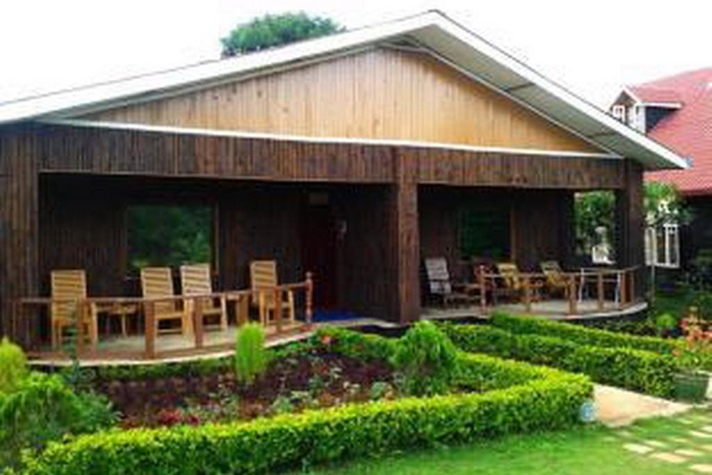 Hill Top Villa Hotel カロー エクステリア 写真